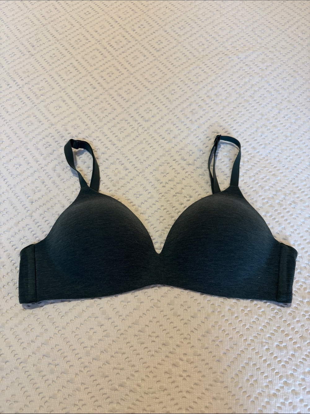 GAP Wireless Molded Cup Bra